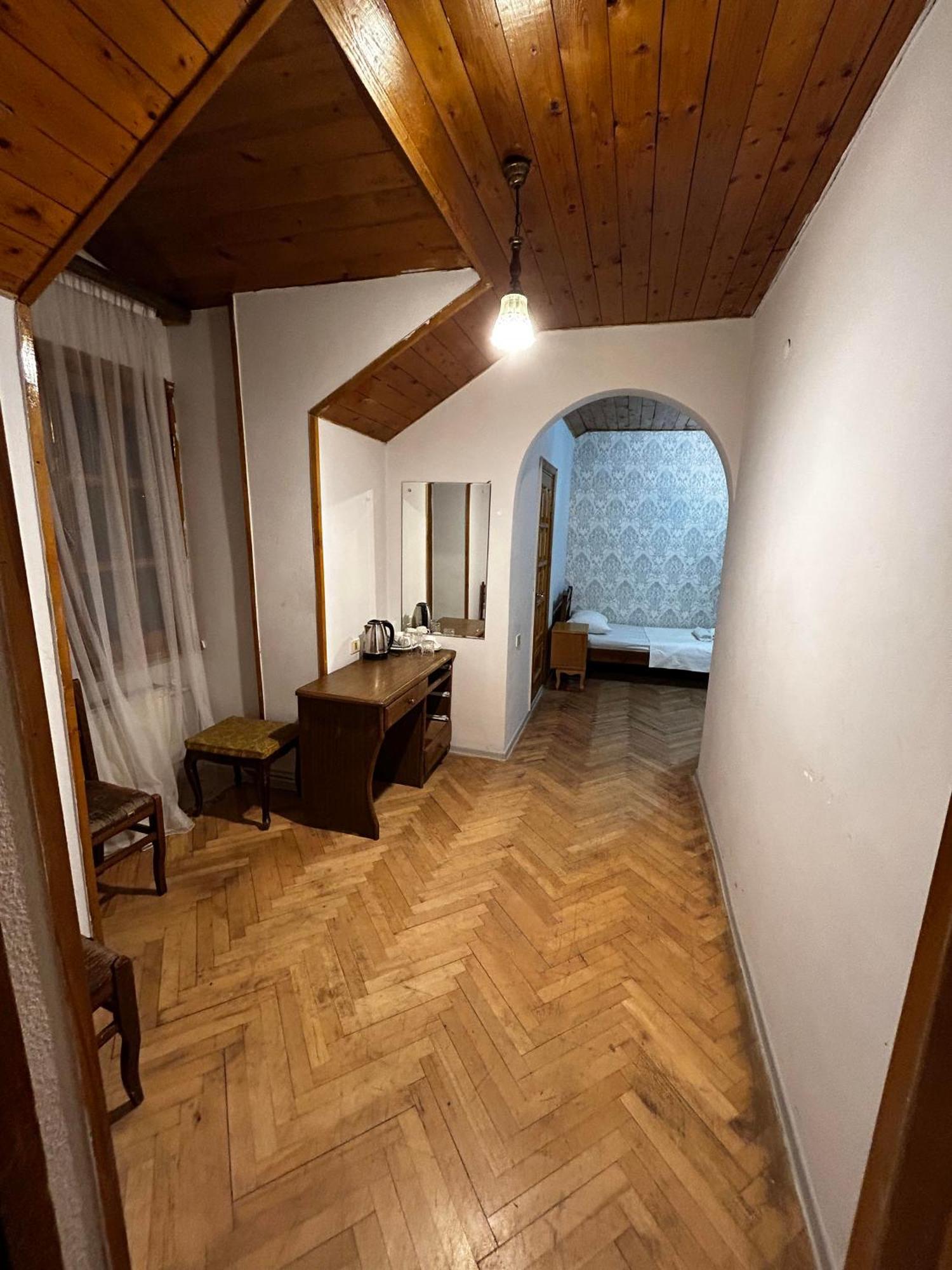 Duma Hotel Tbilisi Buitenkant foto