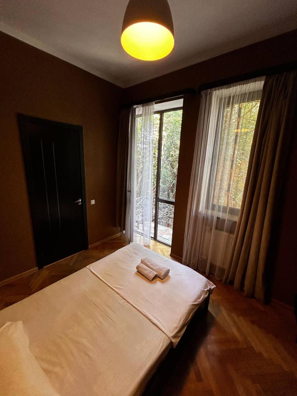 Duma Hotel Tbilisi Buitenkant foto