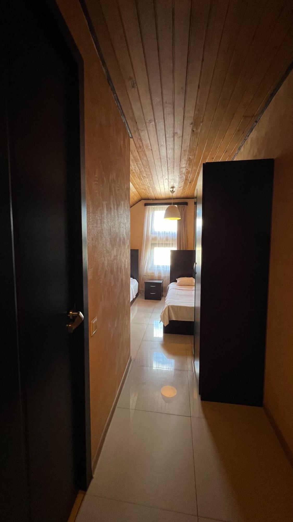 Duma Hotel Tbilisi Buitenkant foto