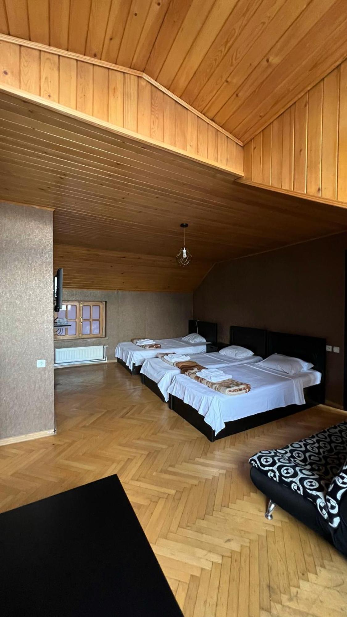 Duma Hotel Tbilisi Buitenkant foto