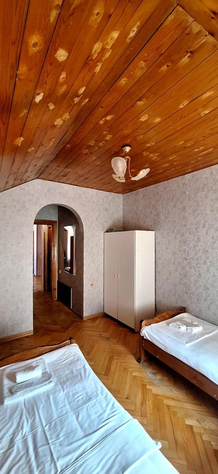 Duma Hotel Tbilisi Buitenkant foto